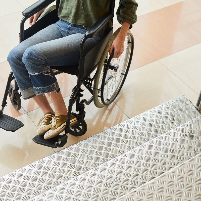 rehabilitación de vestibulos y escaleras