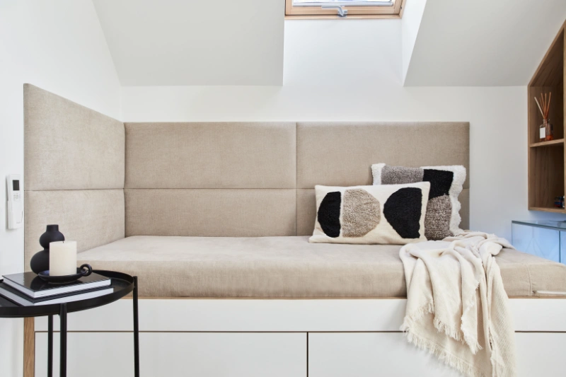 reformas integrales en el Born - habitación reformada con estilo minimalista