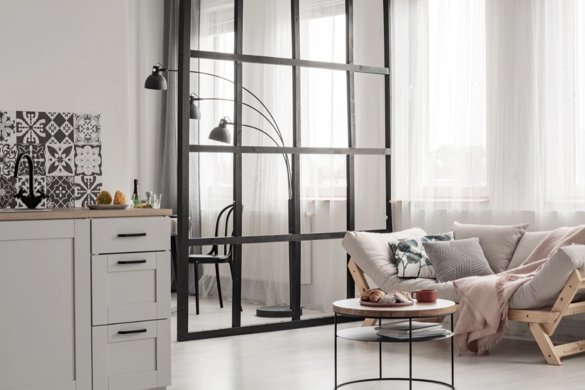 Ventajas de unir cocina y salón en piso pequeño. Permisos para tirar un tabique. Y también ideas para cocinas abiertas